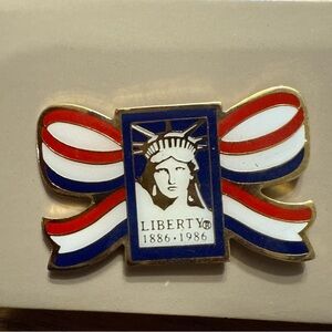 Statue Of Liberty Centennial Celebration Anniversary Lapel Hat Pin 1886-1986